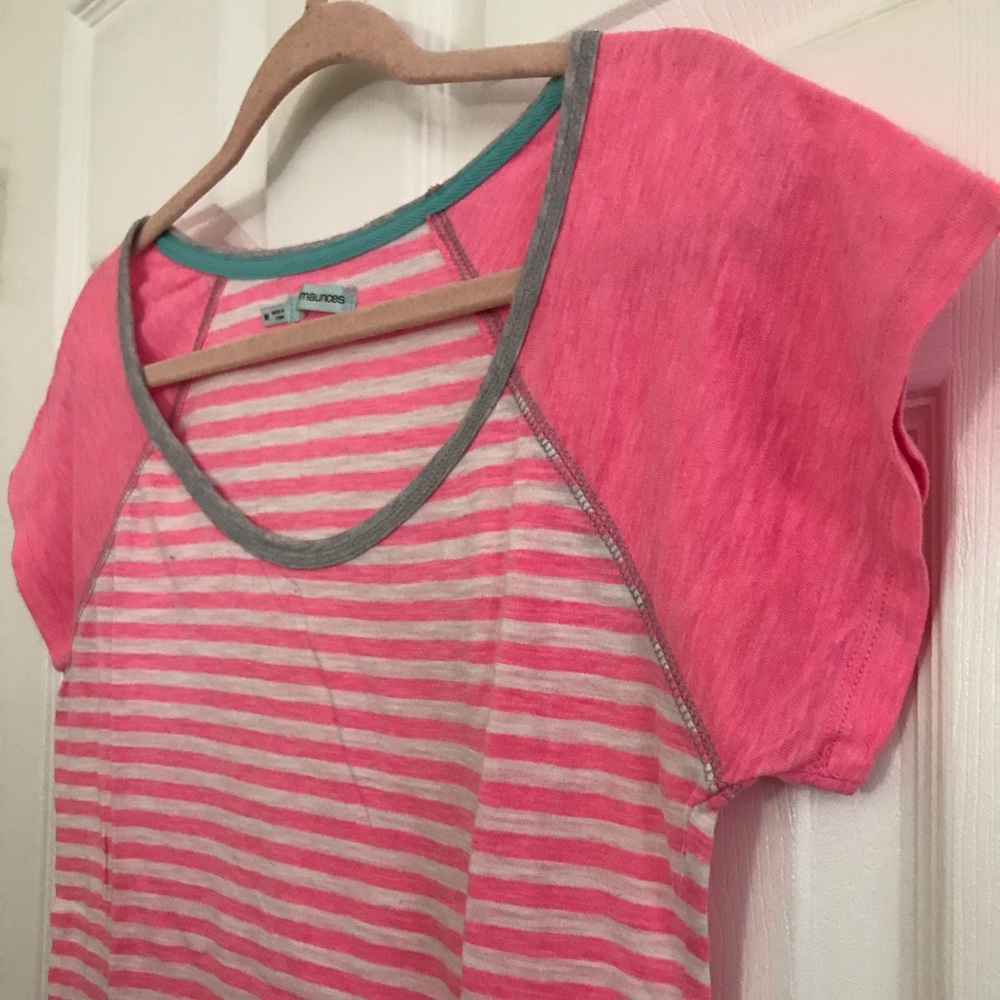 SALE‼️Pink Striped Tee